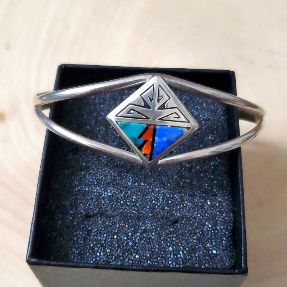 Authentic Native American Sterling Silver Cuff Bracelet with Inlay Design / 14K